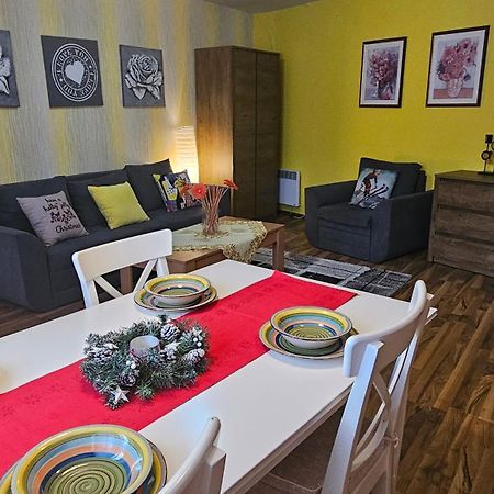 Ramada 2 Boutique Apartment Near Ski Road Банско Экстерьер фото
