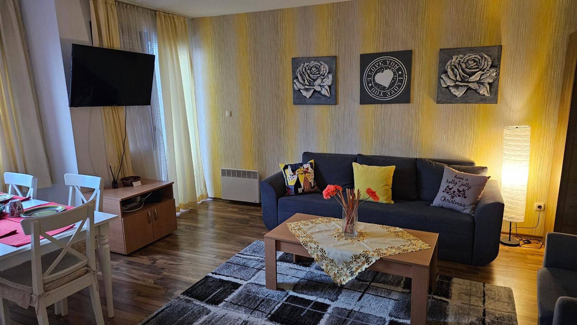 Ramada 2 Boutique Apartment Near Ski Road Банско Экстерьер фото